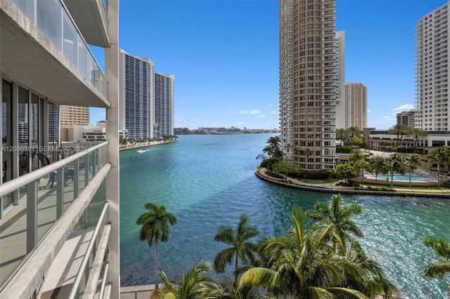 465 Brickell Ave 701, Miami, FL 33131