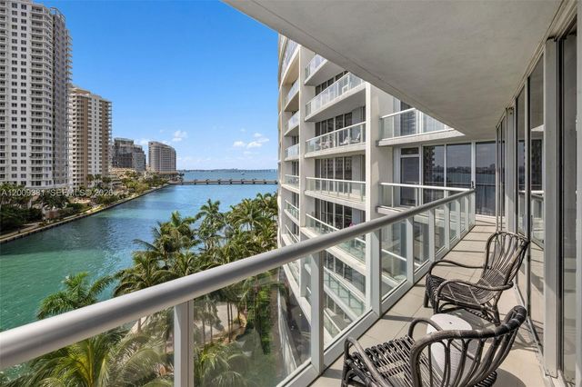 465 Brickell Ave 701, Miami, FL 33131