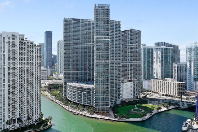 465 Brickell Ave 701, Miami, FL 33131