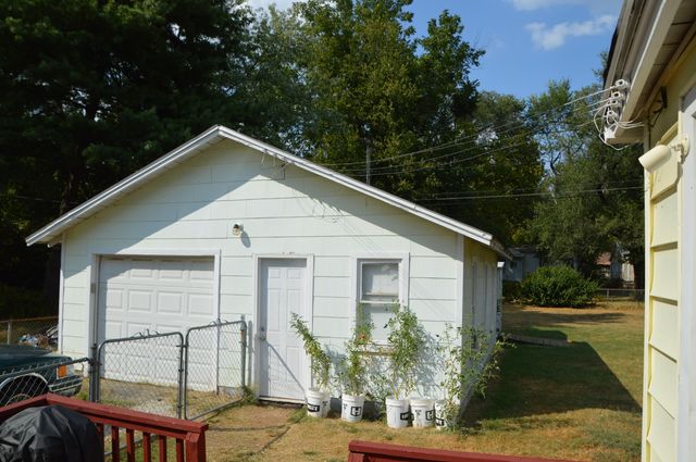 2613 W Lombard Street, Springfield, MO 65802