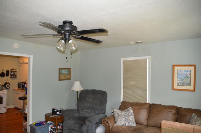 2613 W Lombard Street, Springfield, MO 65802