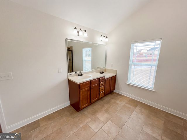 513 Liverpool Drive, Mcdonough, GA 30252