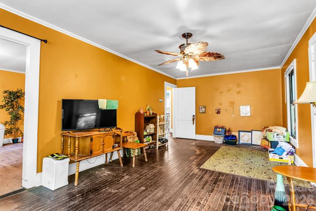 3240 W Innes Street, Salisbury, NC 28144