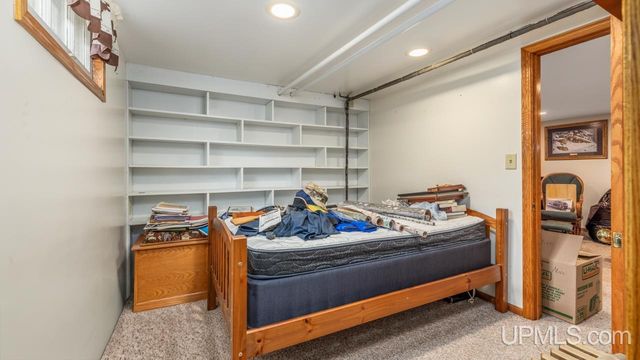 413 S 19th Street, Escanaba, MI 49829