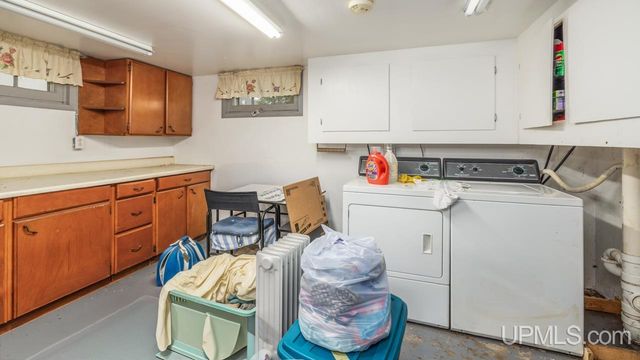 413 S 19th Street, Escanaba, MI 49829