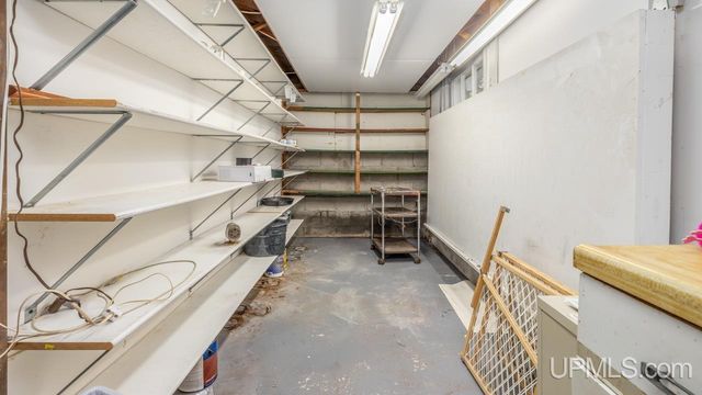 413 S 19th Street, Escanaba, MI 49829