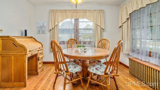 413 S 19th Street, Escanaba, MI 49829