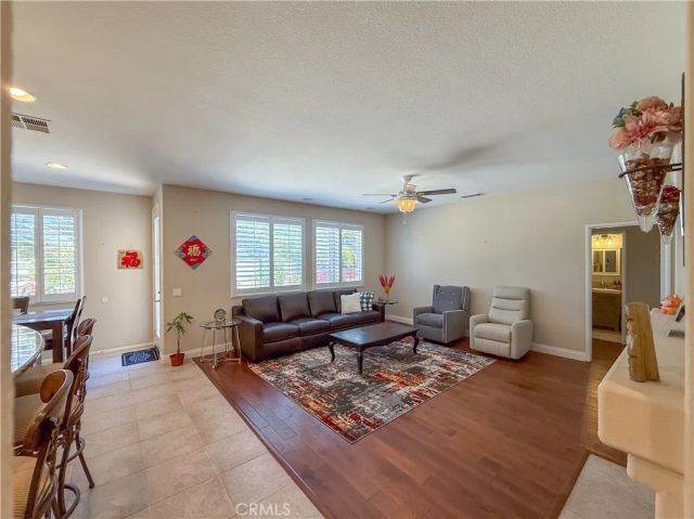 30558 Kentfield Drive, Murrieta, CA 92563