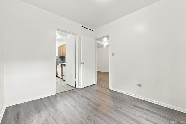 142-05 Roosevelt Avenue 206, Flushing, NY 11354