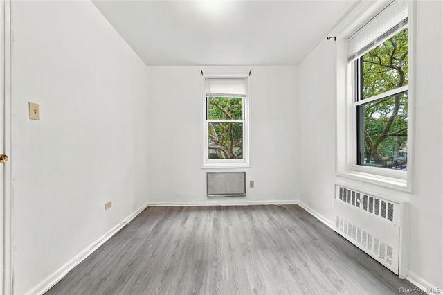 142-05 Roosevelt Avenue 206, Flushing, NY 11354
