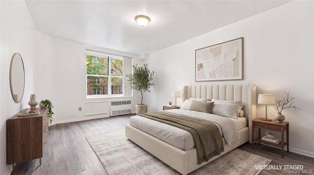 142-05 Roosevelt Avenue 206, Flushing, NY 11354