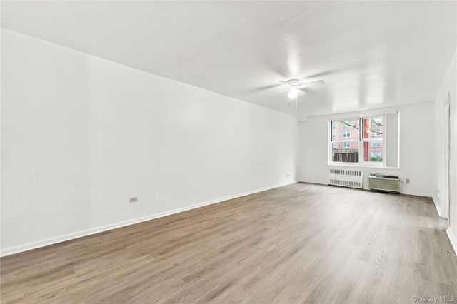 142-05 Roosevelt Avenue 206, Flushing, NY 11354