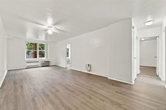 142-05 Roosevelt Avenue 206, Flushing, NY 11354