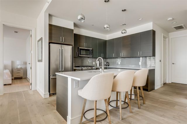 222 West Ave 2413, Austin, TX 78701