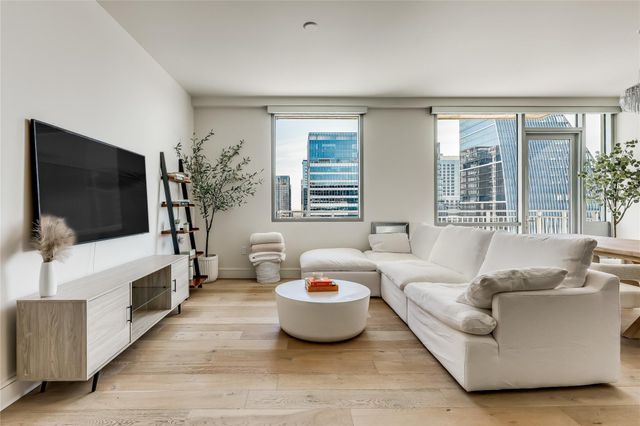 222 West Ave 2413, Austin, TX 78701