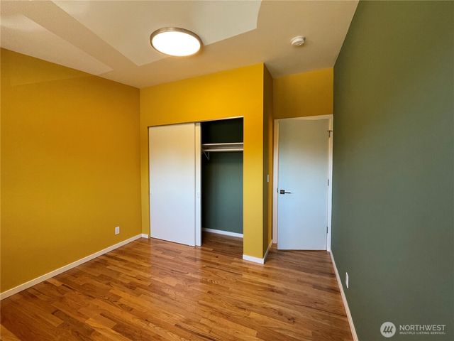 12456 SE 27th Street, Seattle, WA 98005