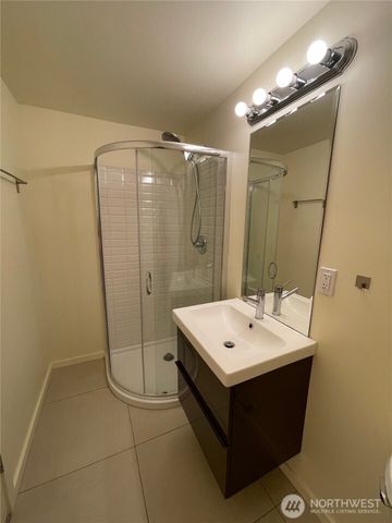 12456 SE 27th Street, Seattle, WA 98005