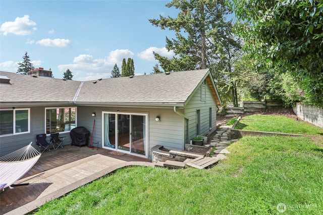 12456 SE 27th Street, Seattle, WA 98005