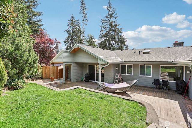 12456 SE 27th Street, Seattle, WA 98005
