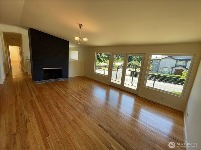 12456 SE 27th Street, Seattle, WA 98005