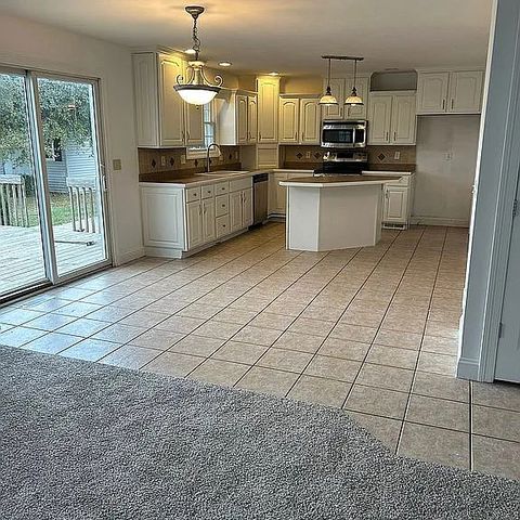 1713 W Bob O Link Drive, Pontiac, IL 61764