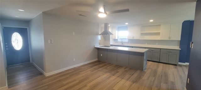 1710 Glenwick Lane, Irving, TX 75060