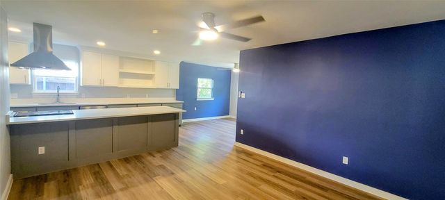 1710 Glenwick Lane, Irving, TX 75060