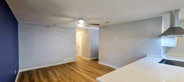 1710 Glenwick Lane, Irving, TX 75060