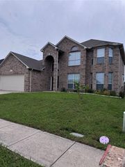 7814 Corona Court, Arlington, TX 76002