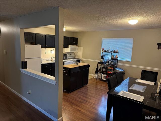 2333 Bensonhurst Drive, Florissant, MO 63031