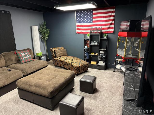 2333 Bensonhurst Drive, Florissant, MO 63031