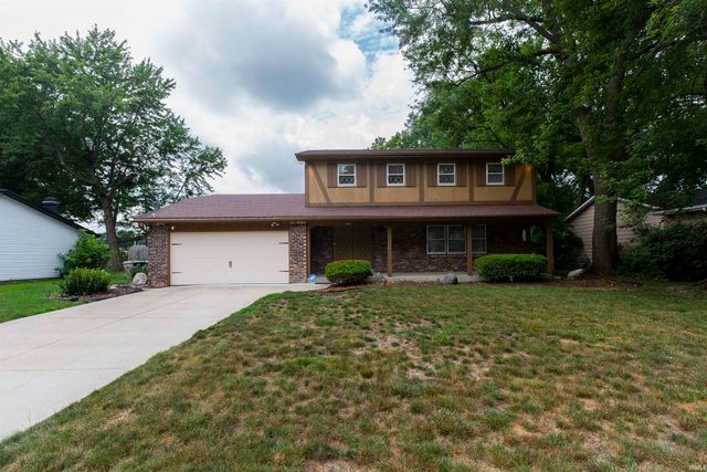5653 Danbury Drive, South Bend, IN 46614