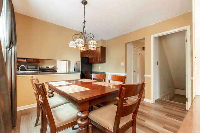 5653 Danbury Drive, South Bend, IN 46614