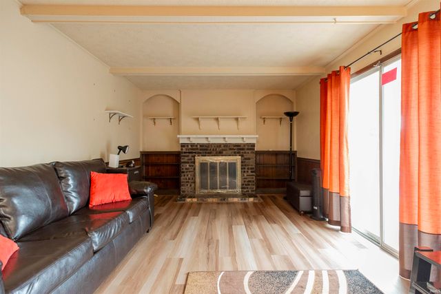 5653 Danbury Drive, South Bend, IN 46614