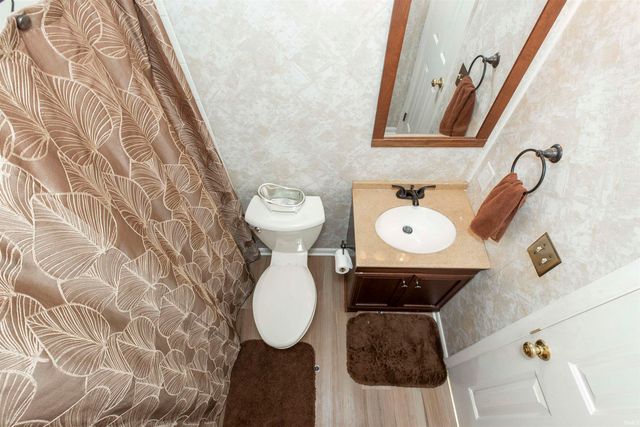 5653 Danbury Drive, South Bend, IN 46614