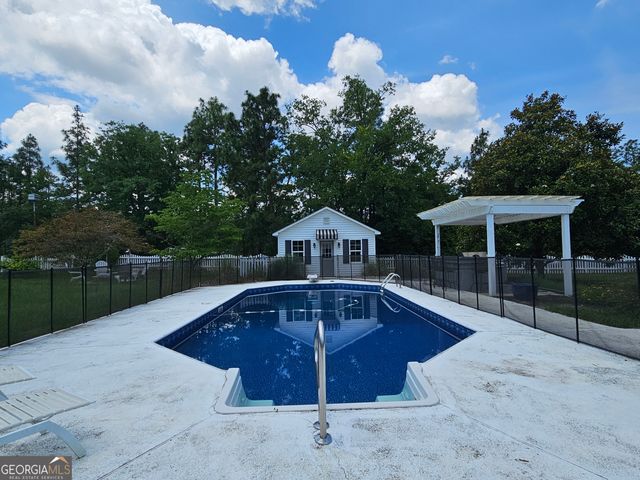 1322 Hamlin Road, Lizella, GA 31052