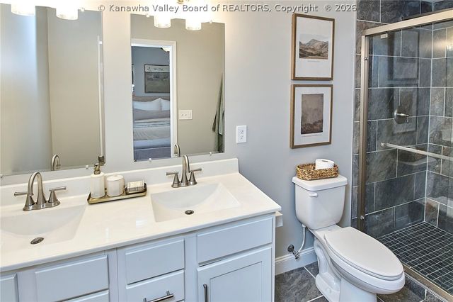 231 Steve Circle, Hurricane, WV 25526