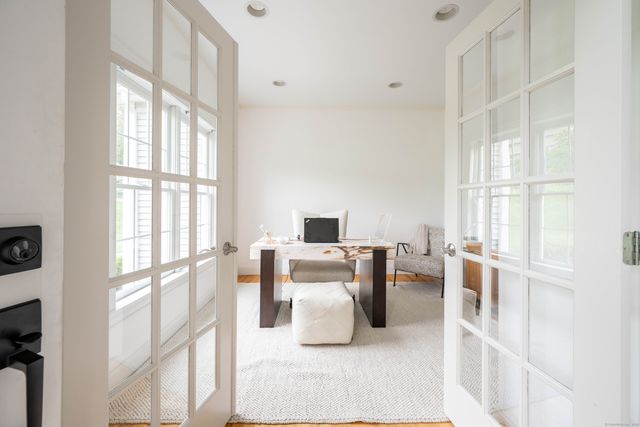 557 Upper Grassy Hill Road, Woodbury, CT 06798