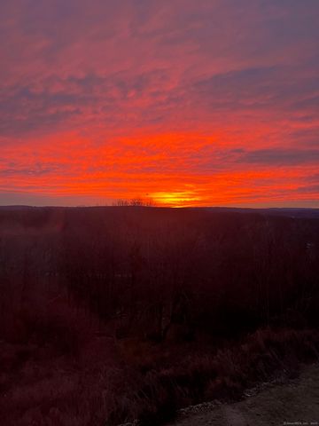 557 Upper Grassy Hill Road, Woodbury, CT 06798