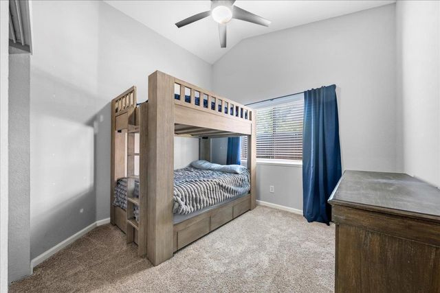 6100 Helens Ct, Loomis, CA 95650