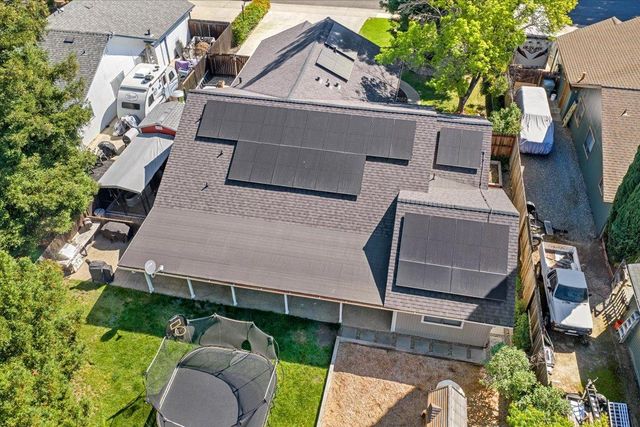 6100 Helens Ct, Loomis, CA 95650