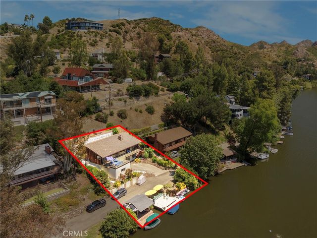 2232 East Lakeshore Drive, Agoura Hills, CA 91301