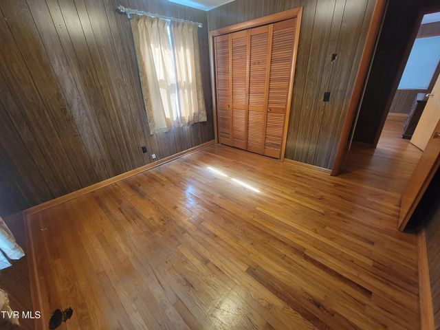 19370 Us Highway 23, Duffield, VA 24244