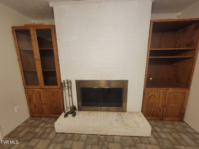 19370 Us Highway 23, Duffield, VA 24244