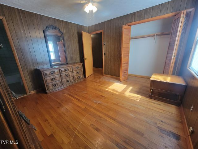 19370 Us Highway 23, Duffield, VA 24244