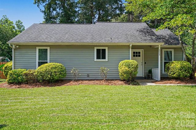 6008 Trysting Road, Charlotte, NC 28227