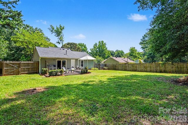 6008 Trysting Road, Charlotte, NC 28227