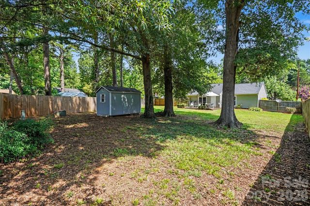 6008 Trysting Road, Charlotte, NC 28227