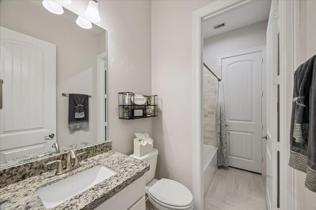 628 Appia Drive, Kemah, TX 77565