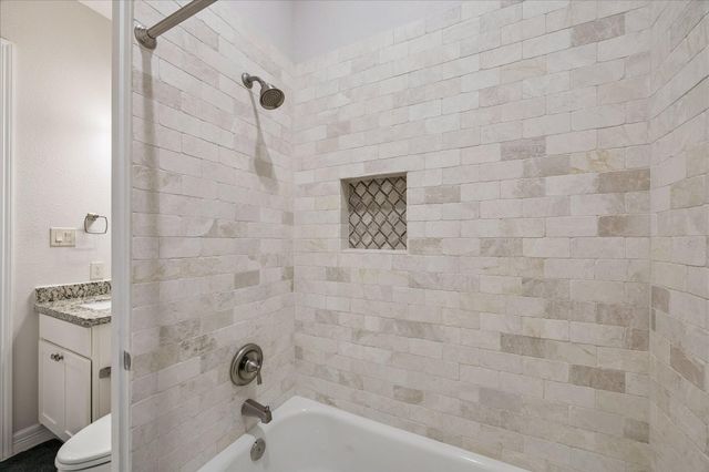 628 Appia Drive, Kemah, TX 77565